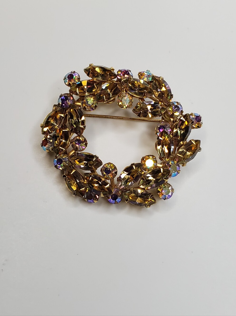 Vtg. Unsigned AB Glass Crystals Juliana Style Brooch